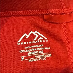Merino Tech Red Wool Women's Apparel